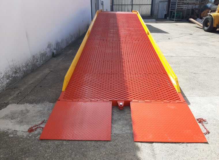 CFMG Hydraulic Ramp