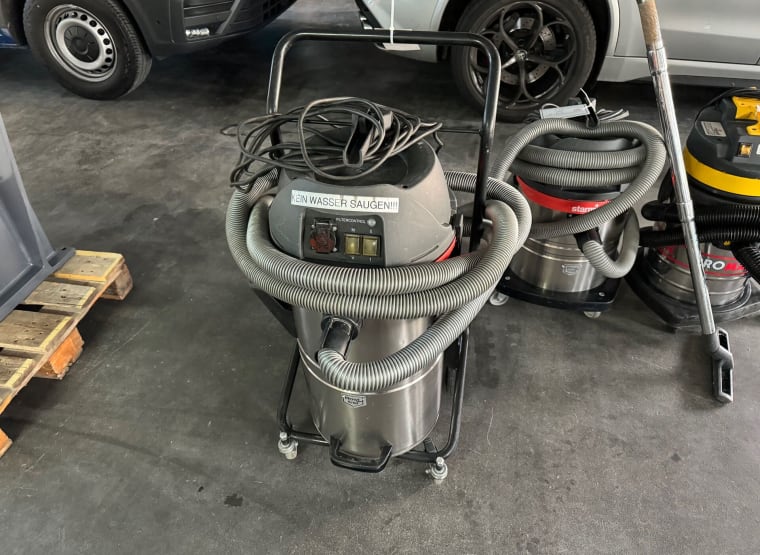 STARMIX Industrial vacuum cleaner