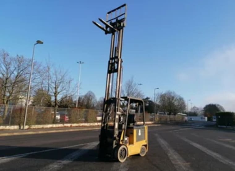 CATERPILLAR EC25 ELECTRIC LIFT TROLLEY