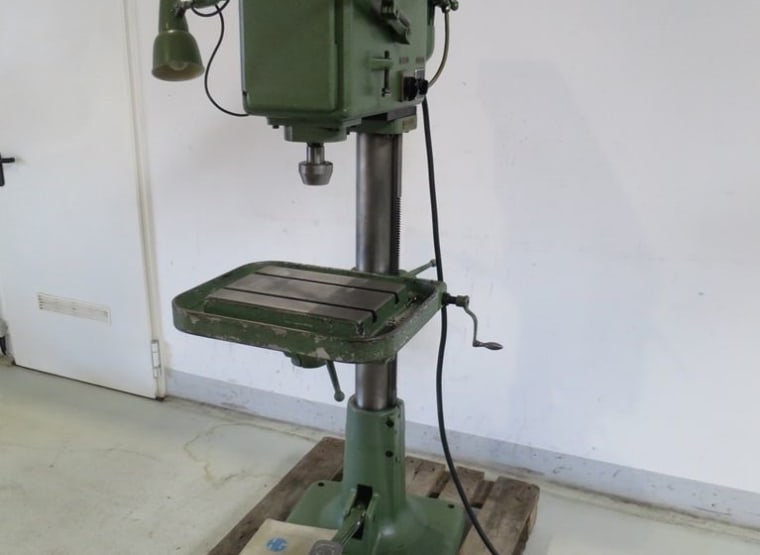 HAGEN & GOEBEL HG 10 tapping machine