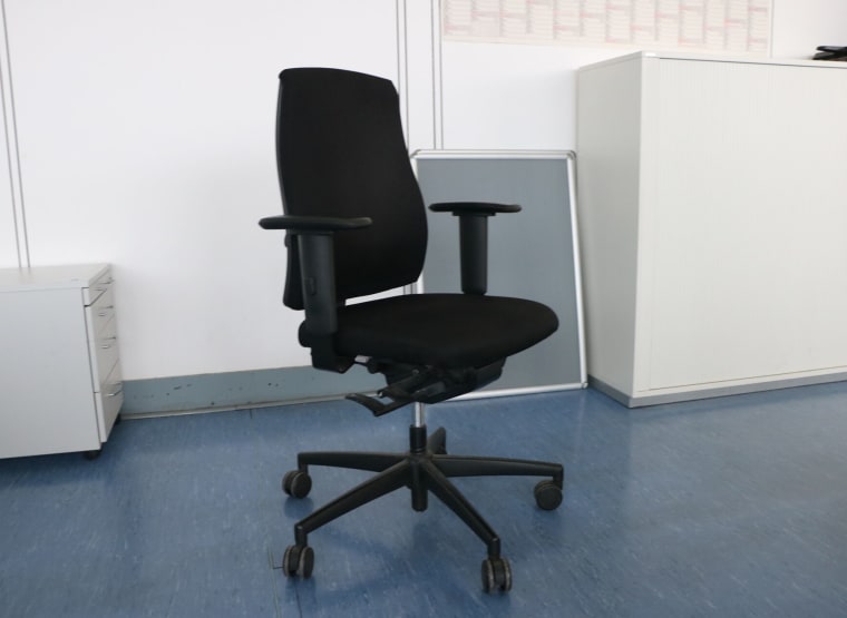 INTERSTUHL 5 swivel chairs