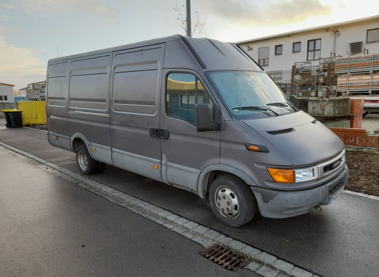 IVECO 40 C 130 Truck / panel van