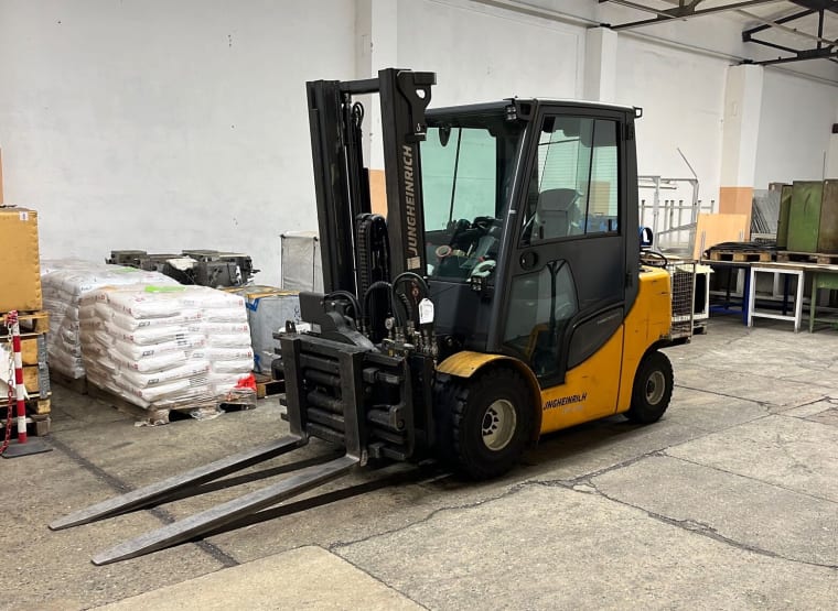 JUNGHEINRICH TFG 430 S LPG Forklift