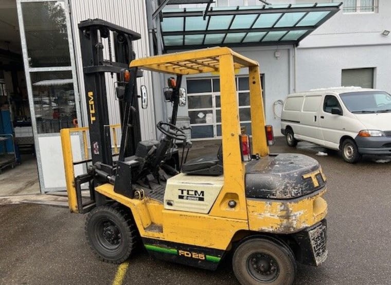 TCM FD25 Z3 Diesel Forklift