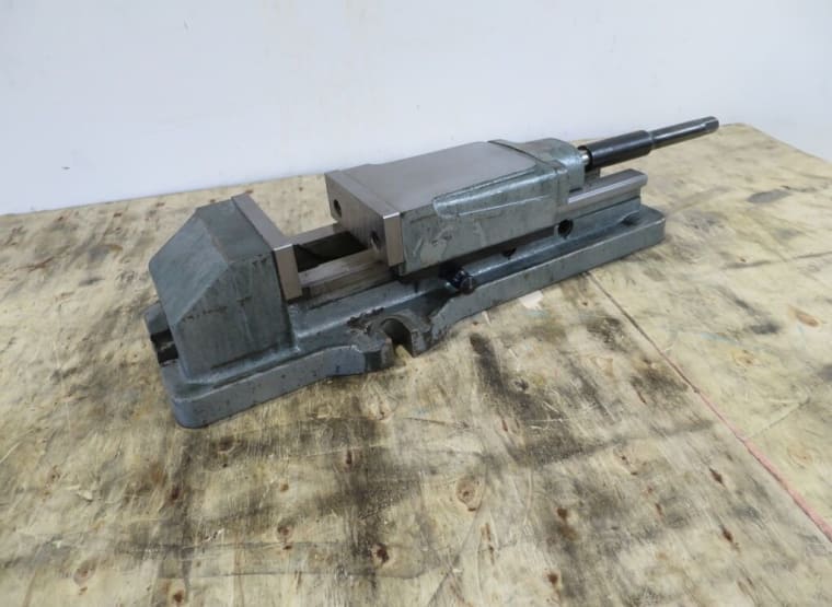 TOS 130/45 machine vise