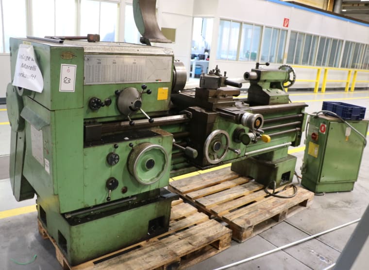 VDF M 530 Center lathe