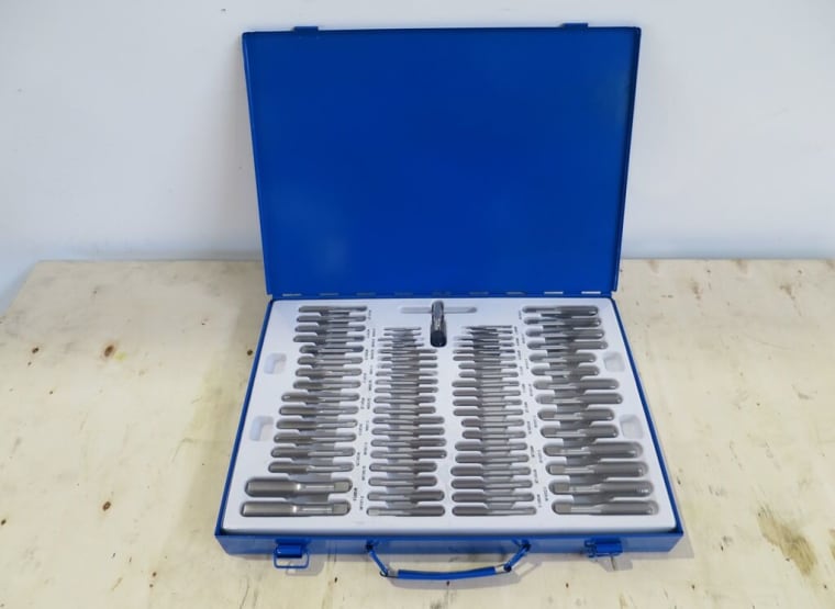 WMT 110 / metrisch Thread cutting Set