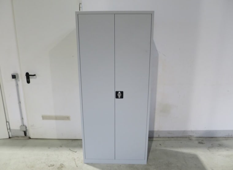 WMT 180/80 Tool cabinet.