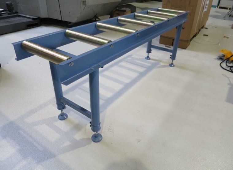 WMT 2000 / 360 roller conveyor