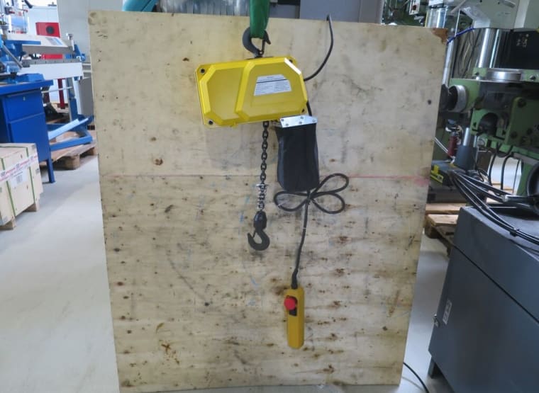 WMT BDH 300 Chain hoist