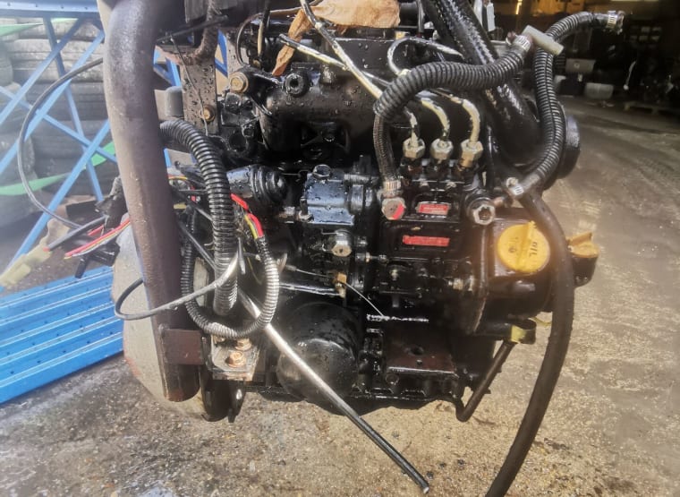 YANMAR 3TN75 Engine