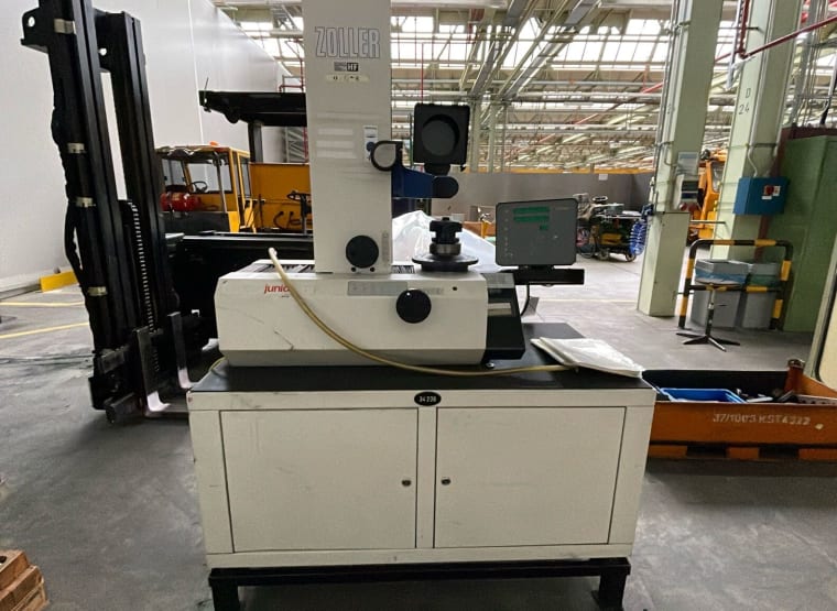 ZOLLER v420d vertical tool presetter and measuring machine